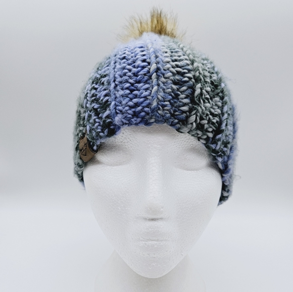 HAZEL & IVY | knit pompom beanie toque winter hat - Picture 3 of 7